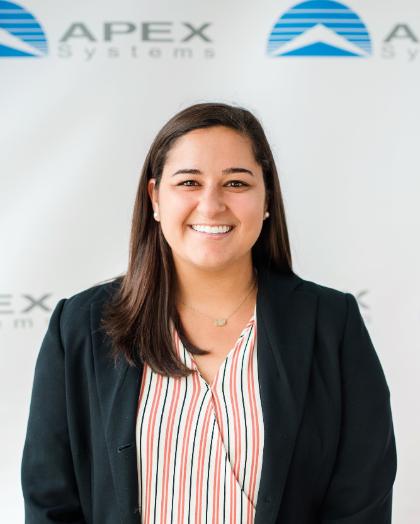 Picture of Michelle Golden, one of the top 100 interns in the country through WayUp, Inc.