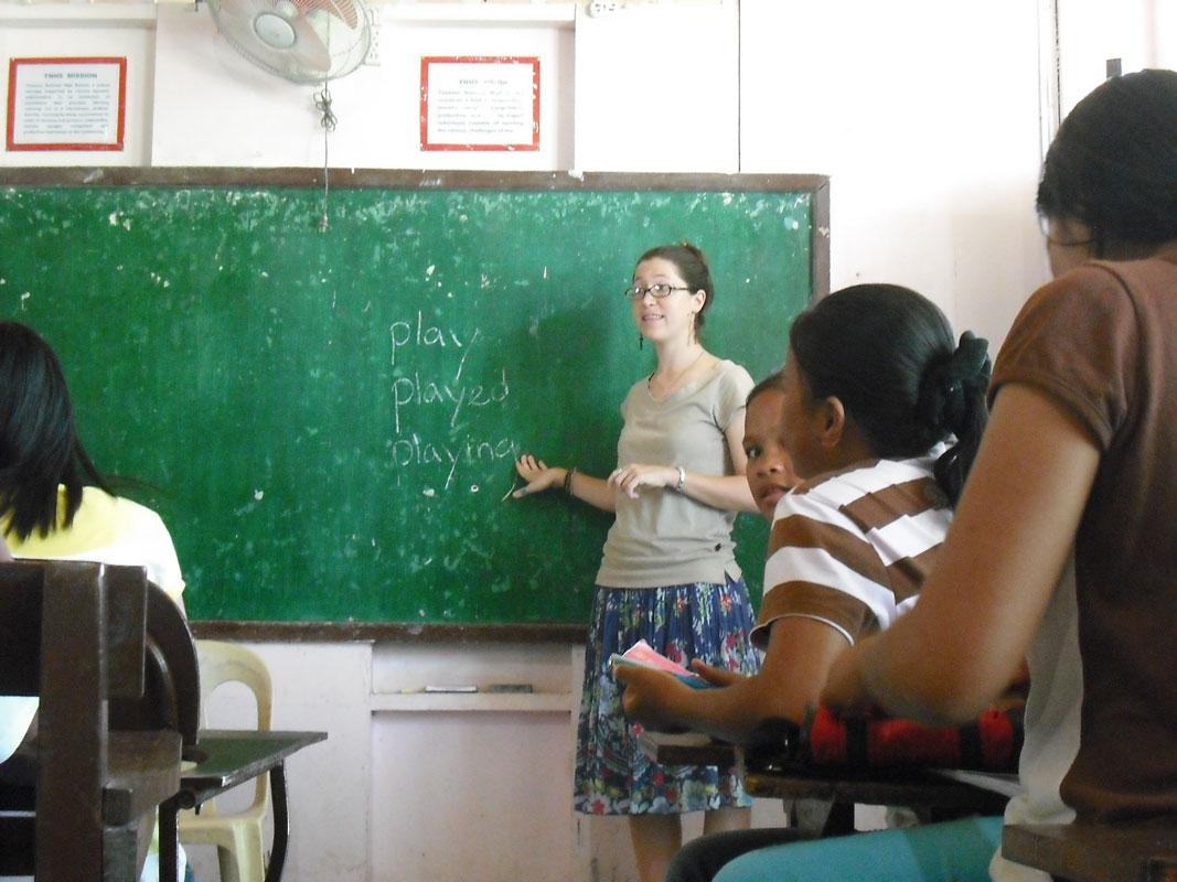 Jeannie Pfautz teaching in the Philippines
