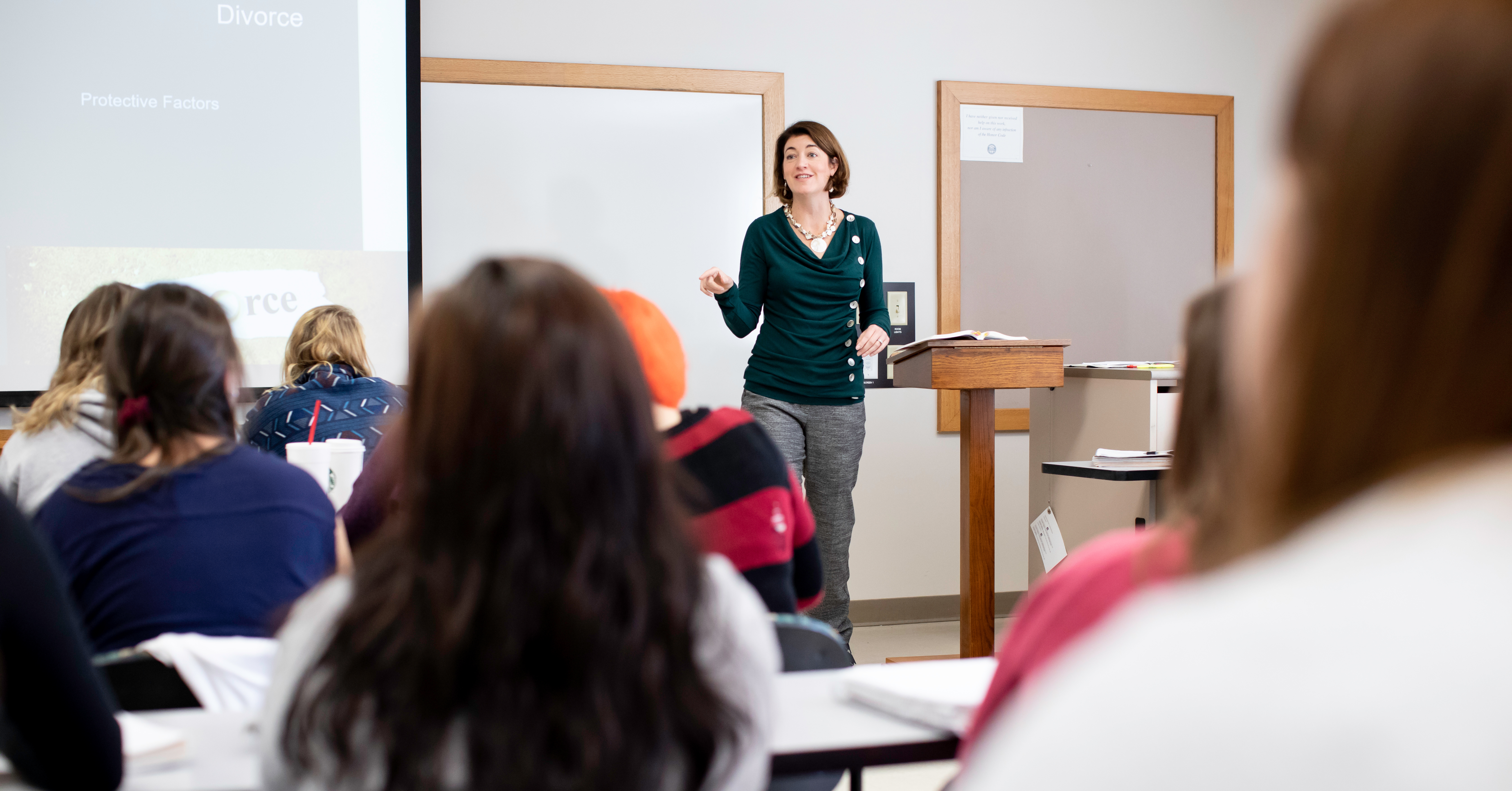 Dr. Catherine Franssen teaching students at Longwood
