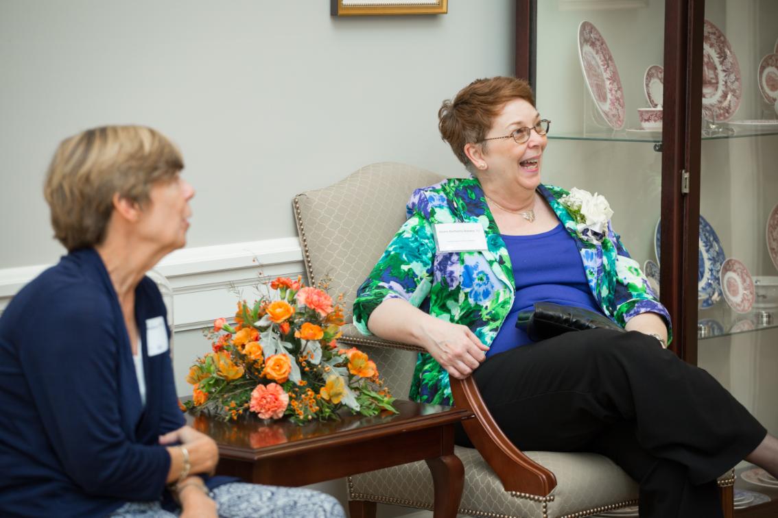 Diane Bottoms Boxley '72 joins fellow alumni and friends of the University during the 2015 Maugans Alumni Center Grand Opening